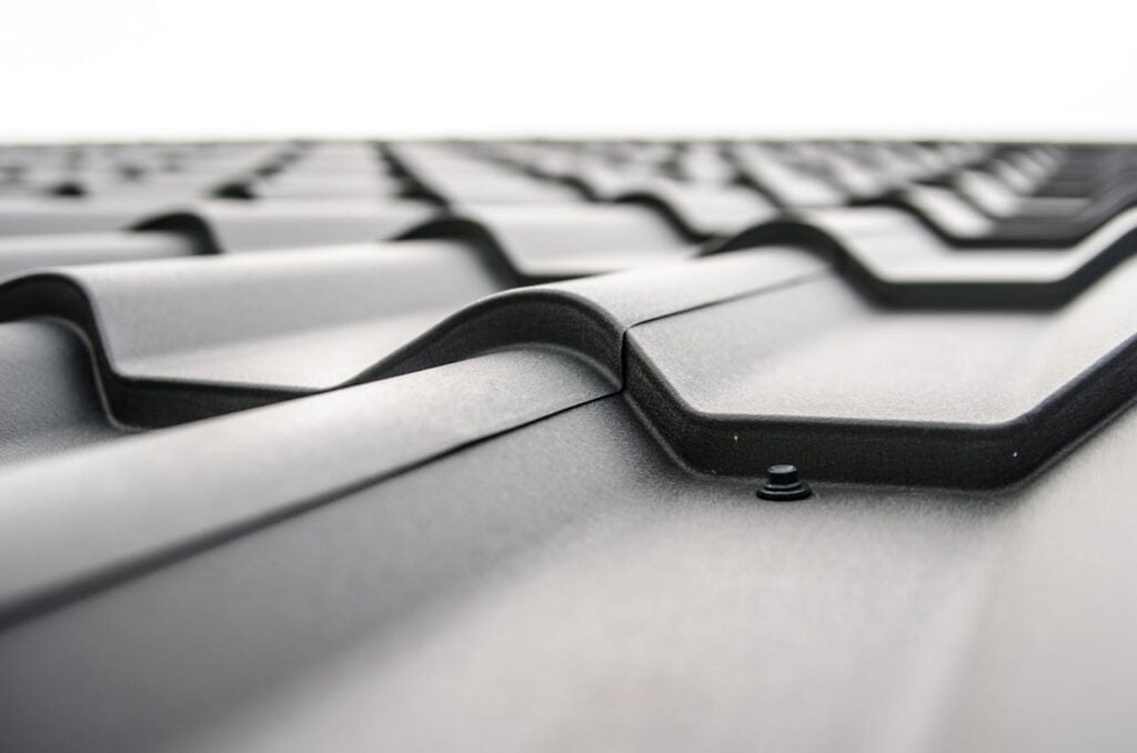 roof-plate-tiles-brick-black-48882-48882.jpg